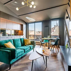 Loft En - Duplex Terrasse Coeur Historique Avec Vue Dégagée&parking Souterrain Offert Appartement La Ciotat